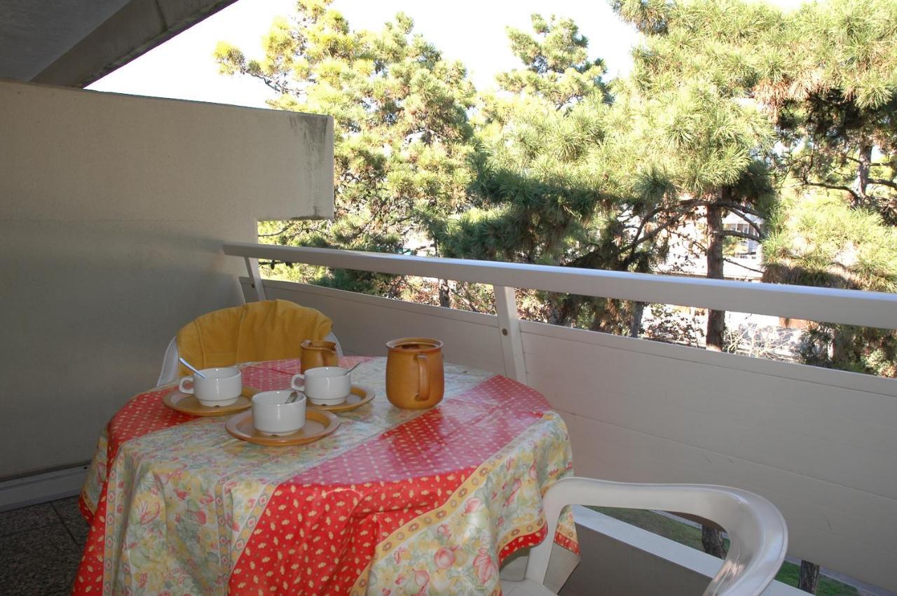 Isvico Apartment *