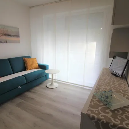 Residence Isvico Lignano Sabbiadoro Exterior foto