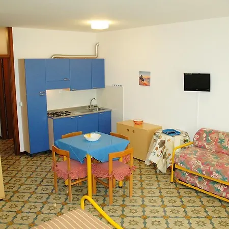 Residence Isvico Lignano Sabbiadoro Zimmer foto